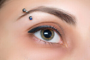 Eyebrow Piercing titanium curved barbell